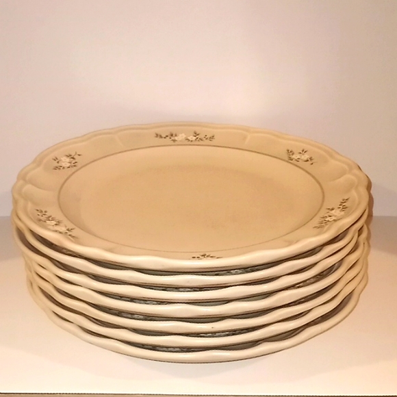 VTG- Pfaltzgraff Silver Heirloom 8 Dinner Plates - Picture 3 of 10